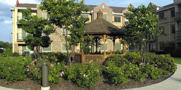 Outdoor courtyard and gazebo on the grounds of The Landmark of West Allis