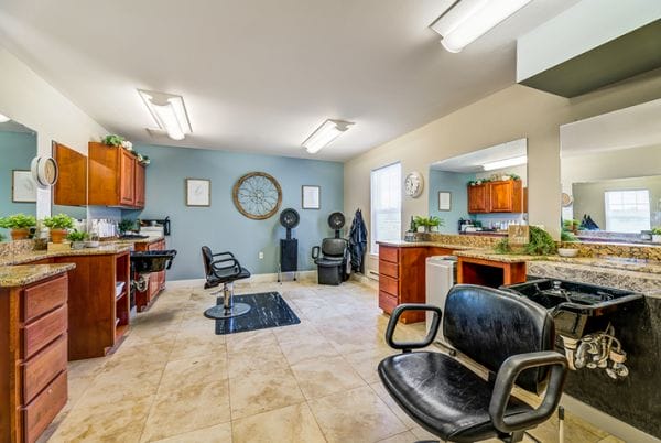 Community beauty salon and barber shop in Dimensions Living Stevens Point