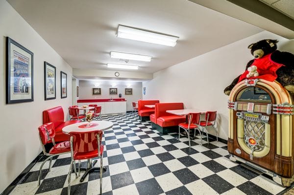 Dimensions Living Stevens Point 50's style retro diner