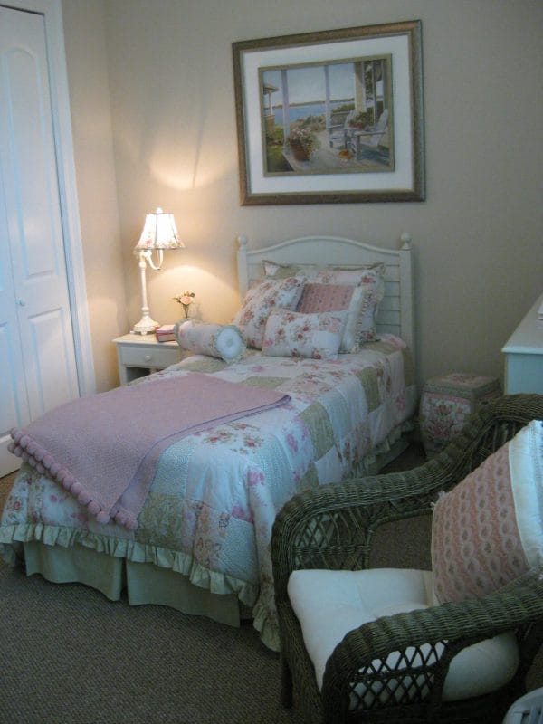 The Beacon at Gulf Breeze model bedroom