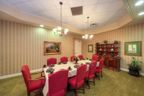 Private dining room at Aston Gardens at Sun City Center