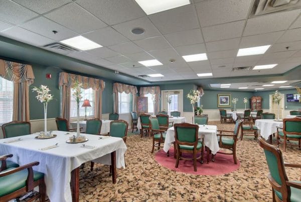 Autumn Cove resident dining room