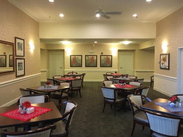 Country Place Senior Living Of Fairhope dining room