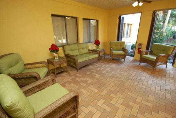 Grand Villa of Altamonte Springs back porch and resident seating