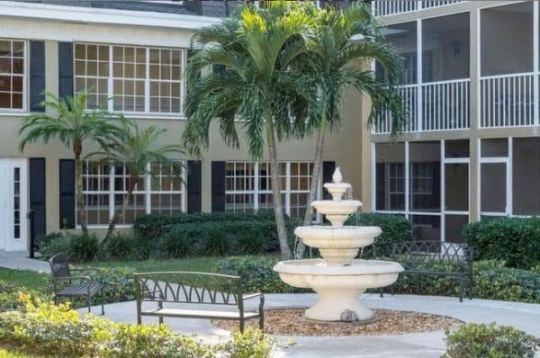 Grand Villa of Delray West walking paths and water fountain