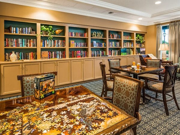 Library and game room in The Windsor of Venice