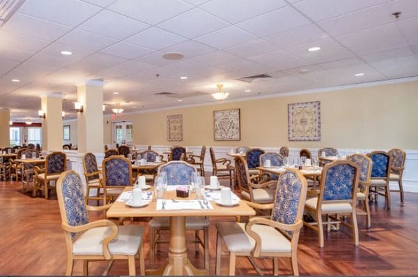 Grand Villa of Deerfield Beach dining room