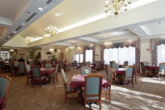 Community dining room in The Waterford at Columbia