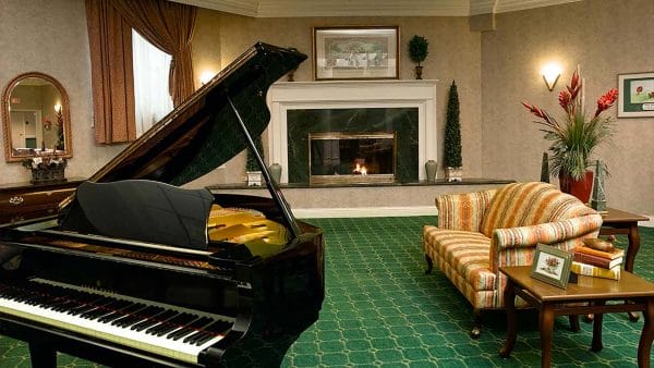 Atria Huntington Piano Lounge