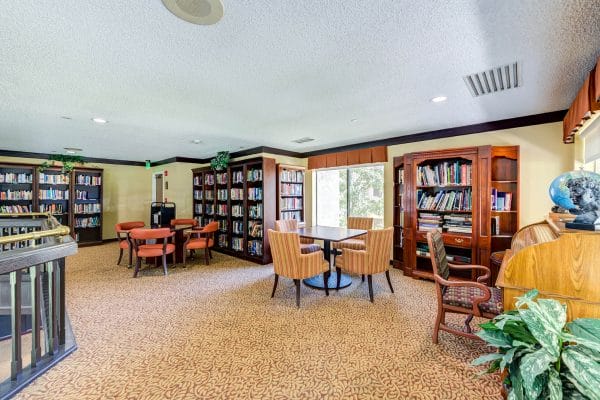 Library at Avista Senior Living Magnolia