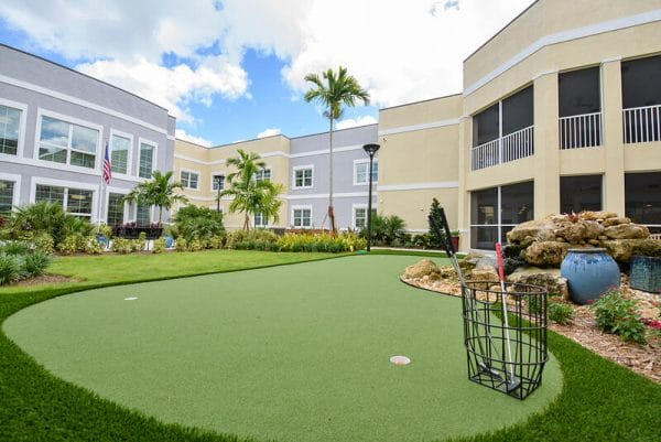 Your Life of Coconut Creek putting green