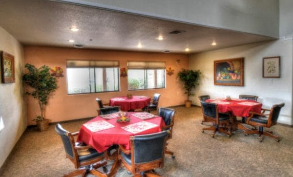 BeeHive Homes of Deming Dining Rm