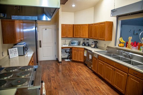BeeHive Homes of Mesquite Kitchen