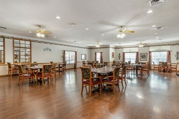 Brookdale Shelby Dining Rm