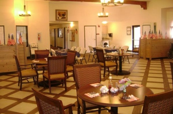 Desert Peaks Assisted Living and Memory Care Dining Rm