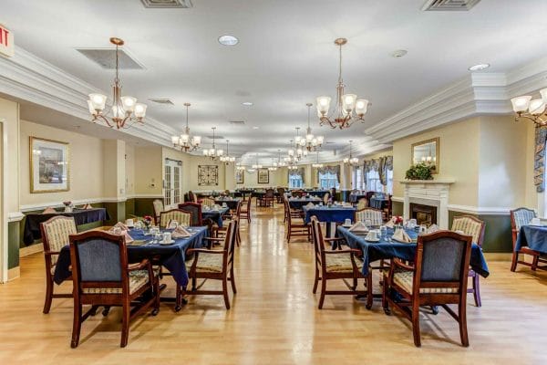 Forest Heights Senior Living Dining Rm