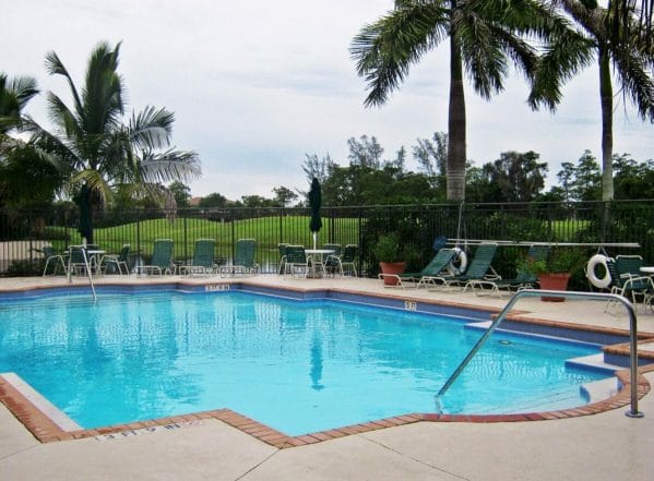 Golfview Gardens Apartments Outdoor Pool