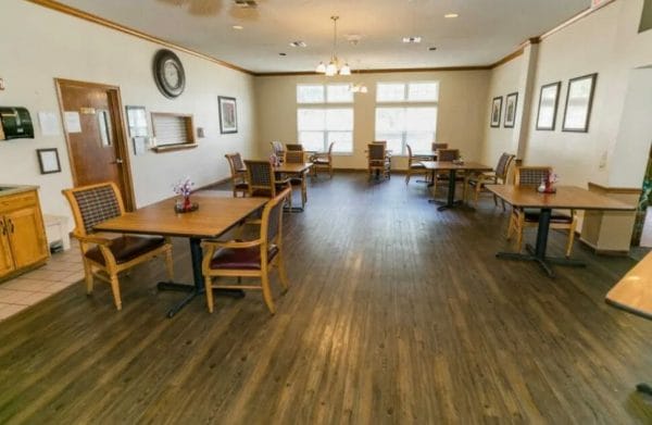 Meadow Creek Assisted Living Dining Rm
