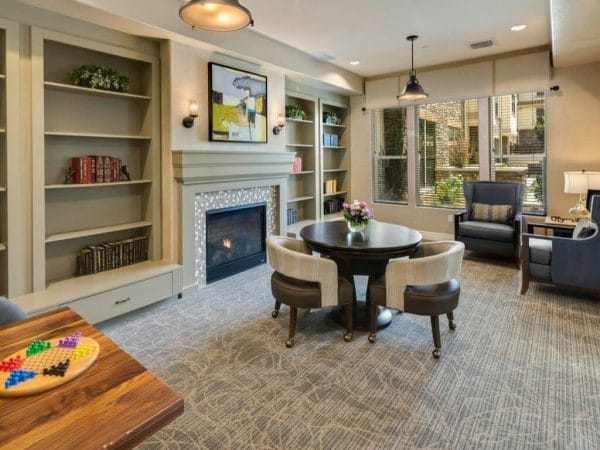 Community Seating Area with Fireplace at Oakmont of Huntington Beach