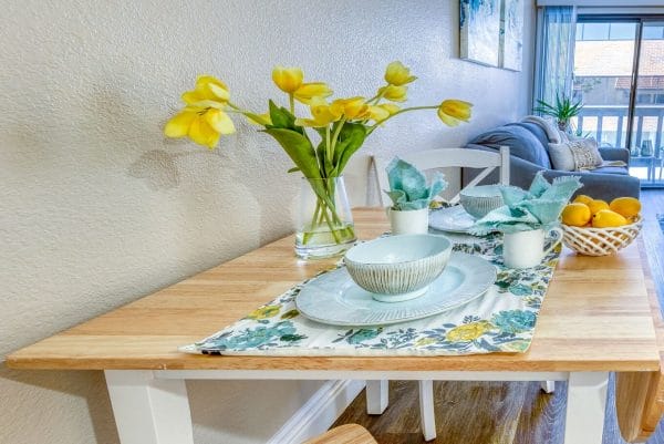 Model Room Breakfast Table at Alta Vista Senior Living