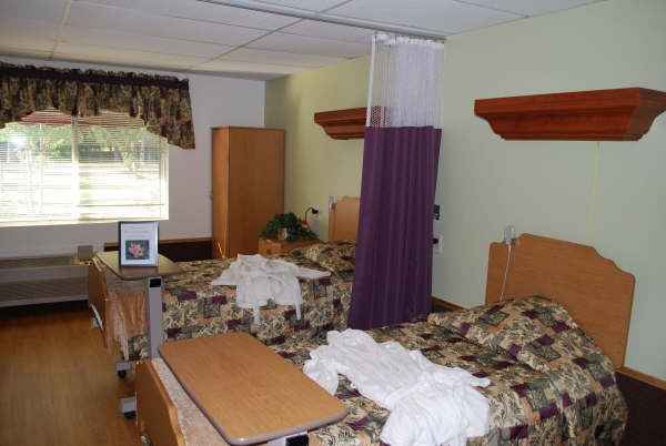 Pineville Rehabilitation and Living Center Patient Rm