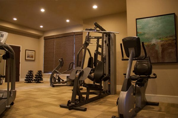Fitness center filled with exercise equipment in Rio Terra