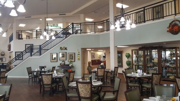 Solstice Senior Living at Lee's Summit Dining Rm2
