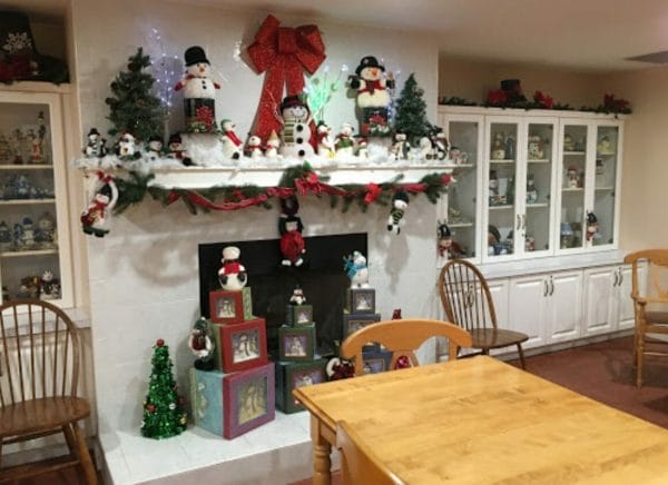 Somerset Assisted Living & Memory Care Fireplace at Christmastime