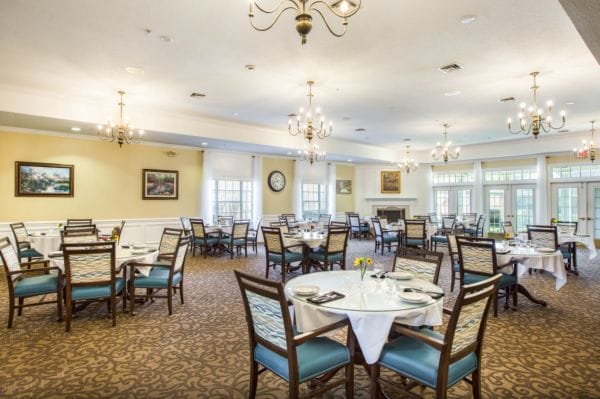 Southern Pines Senior Living Dining