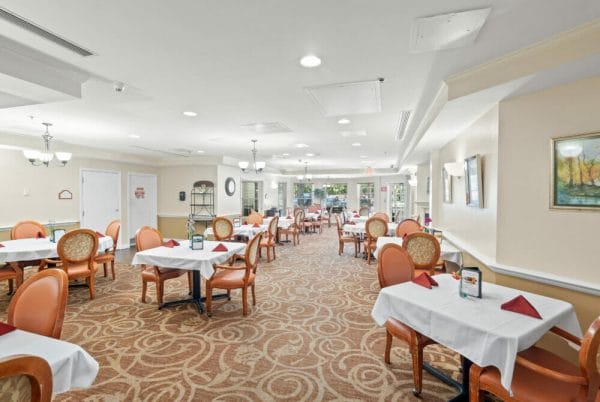 Spring Hills Lake Mary Dining Rm