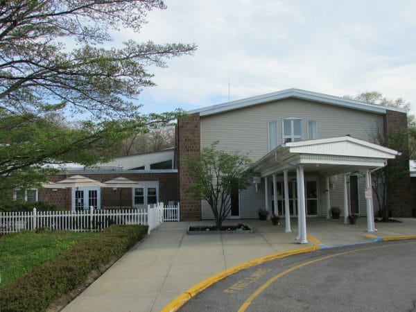 St. Johnland Nursing Center Exterior2