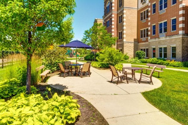 The Auberge at Orchard Park Patio