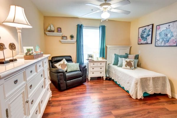 Elevated Estates at New Port Richey resident bedroom model