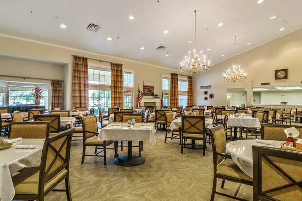 Community dining room in The Waterford at Thousand Oaks