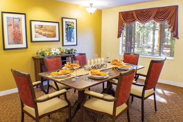 Private dining room in Brookdale Flagstaff