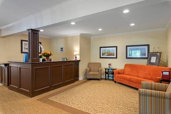 Brookdale Pleasant Hills reception desk and foyer