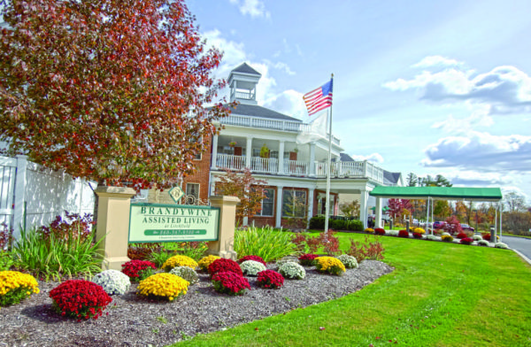 Welcome sign and entrance to Brandywine Living at Litchfield