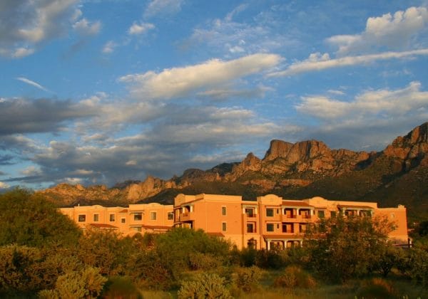 Fairwinds - Desert Point (Active Adult, Assisted Living, Retirement in Oro Valley, AZ)