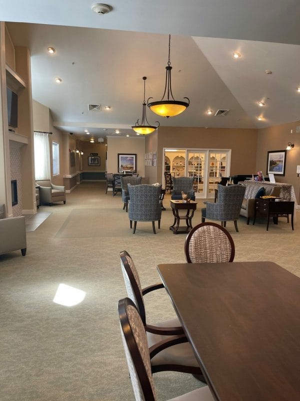 Charter Senior Living of Orland Park common area and living room