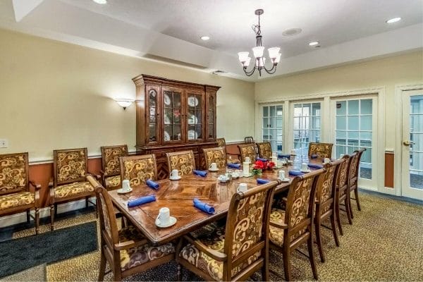 Private dining room in Elison Independent & Assisted Living of Maplewood