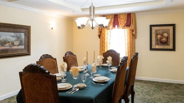 Private dining room in Sunflower Springs - Homosassa