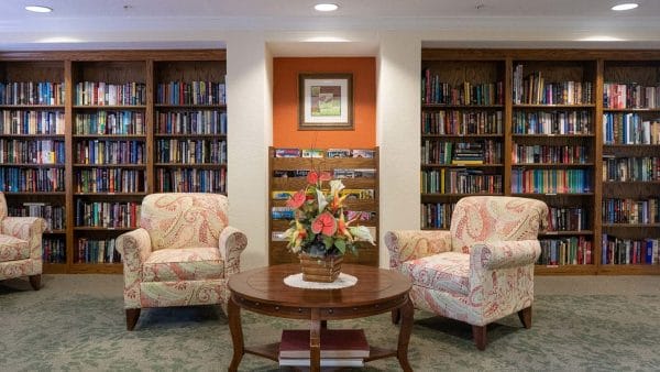 Sunflower Springs - Homosassa resident library