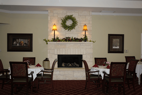 Country Oaks at Hamilton Creek Dining room with fireplace